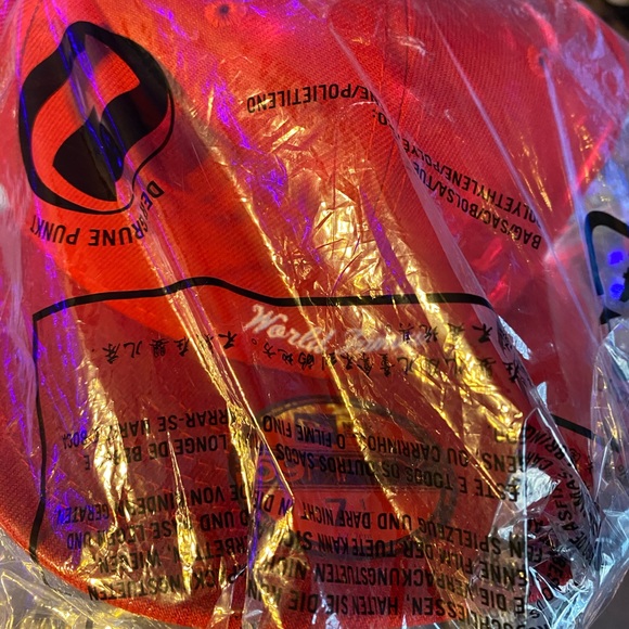 Reverse Box Logo Supreme Fitted 7 1/4 - Picture 3 of 4